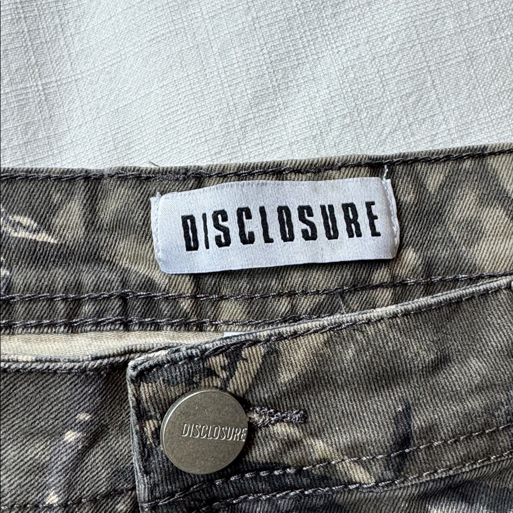 Women's Disclosure Camouflage Wide Leg Cargo Pants size 7 - Picture 7 of 9